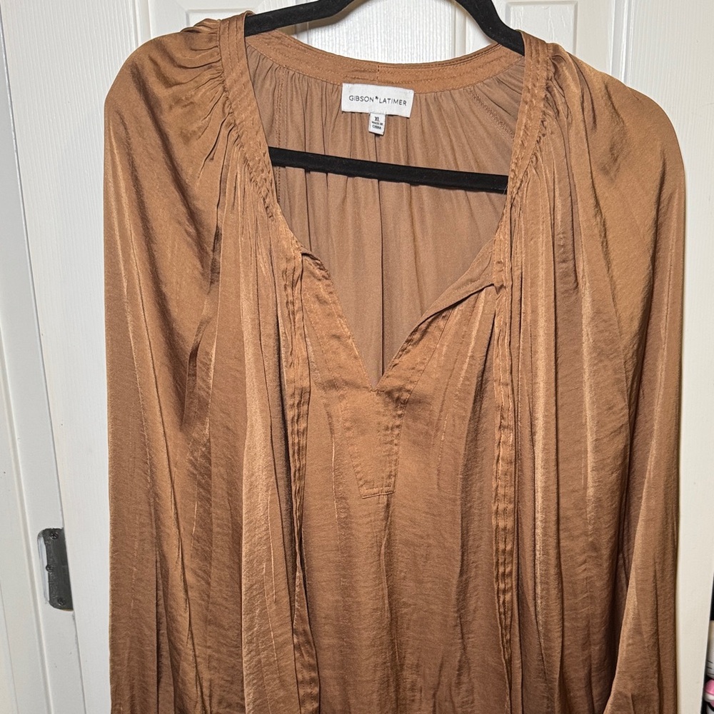 Gibson Latimer Tan Blouse